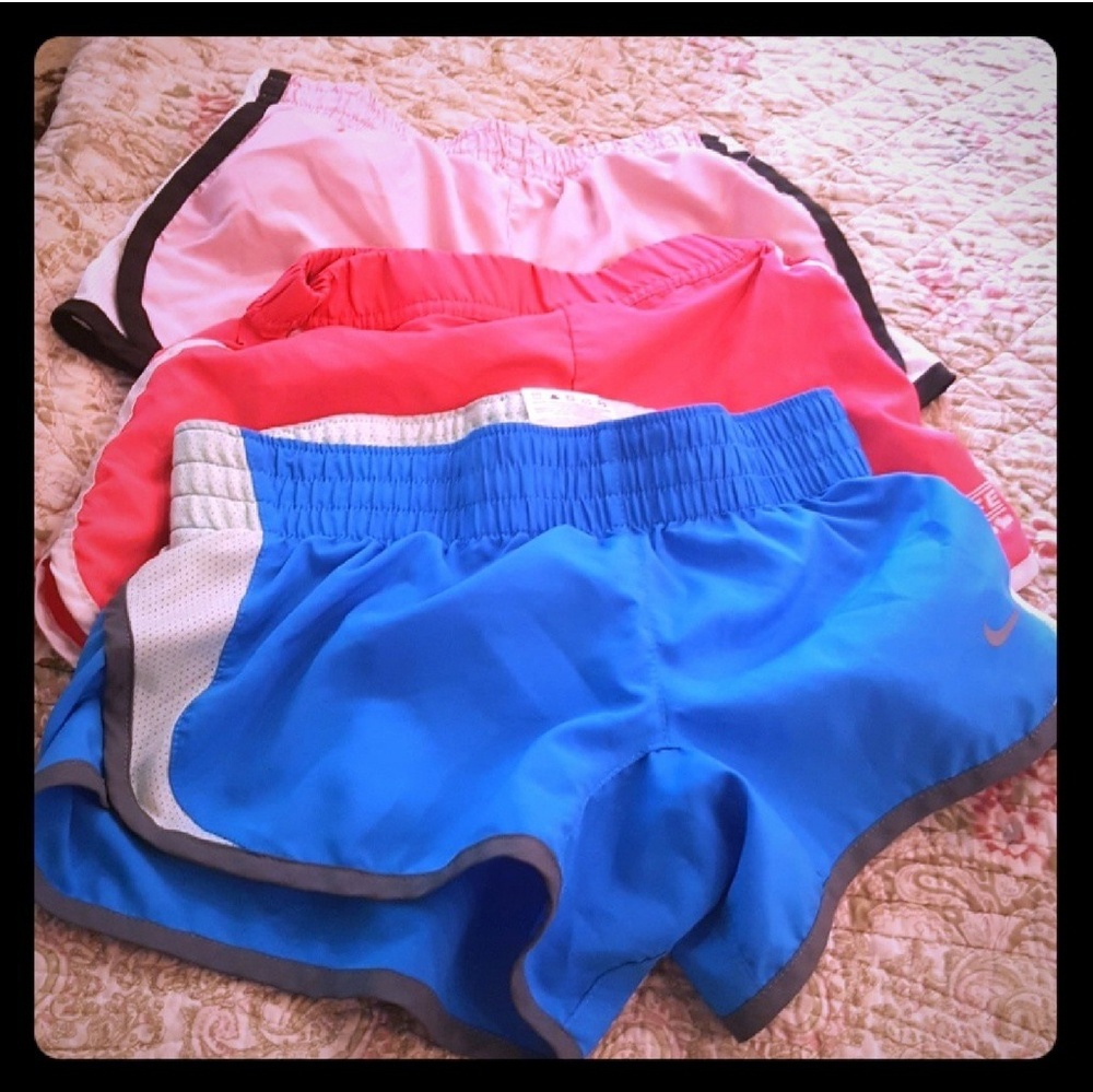 Nike girls shorts